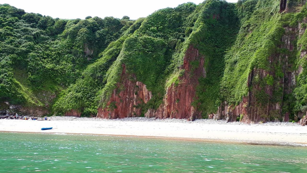A Beach Holiday In Pembrokeshire Exterior photo
