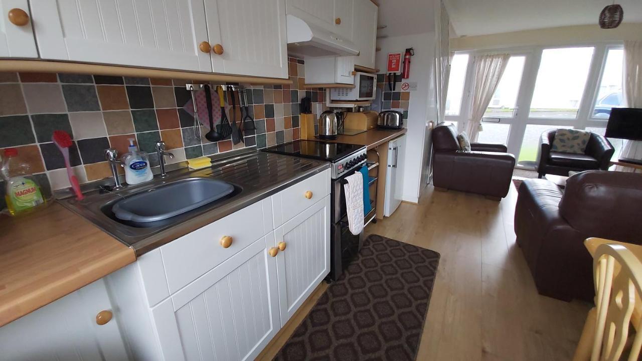 A Beach Holiday In Pembrokeshire Exterior photo
